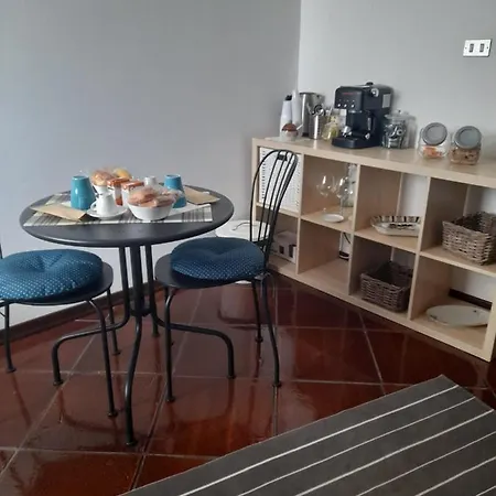 La Casetta Di Nives Frühstückspension *